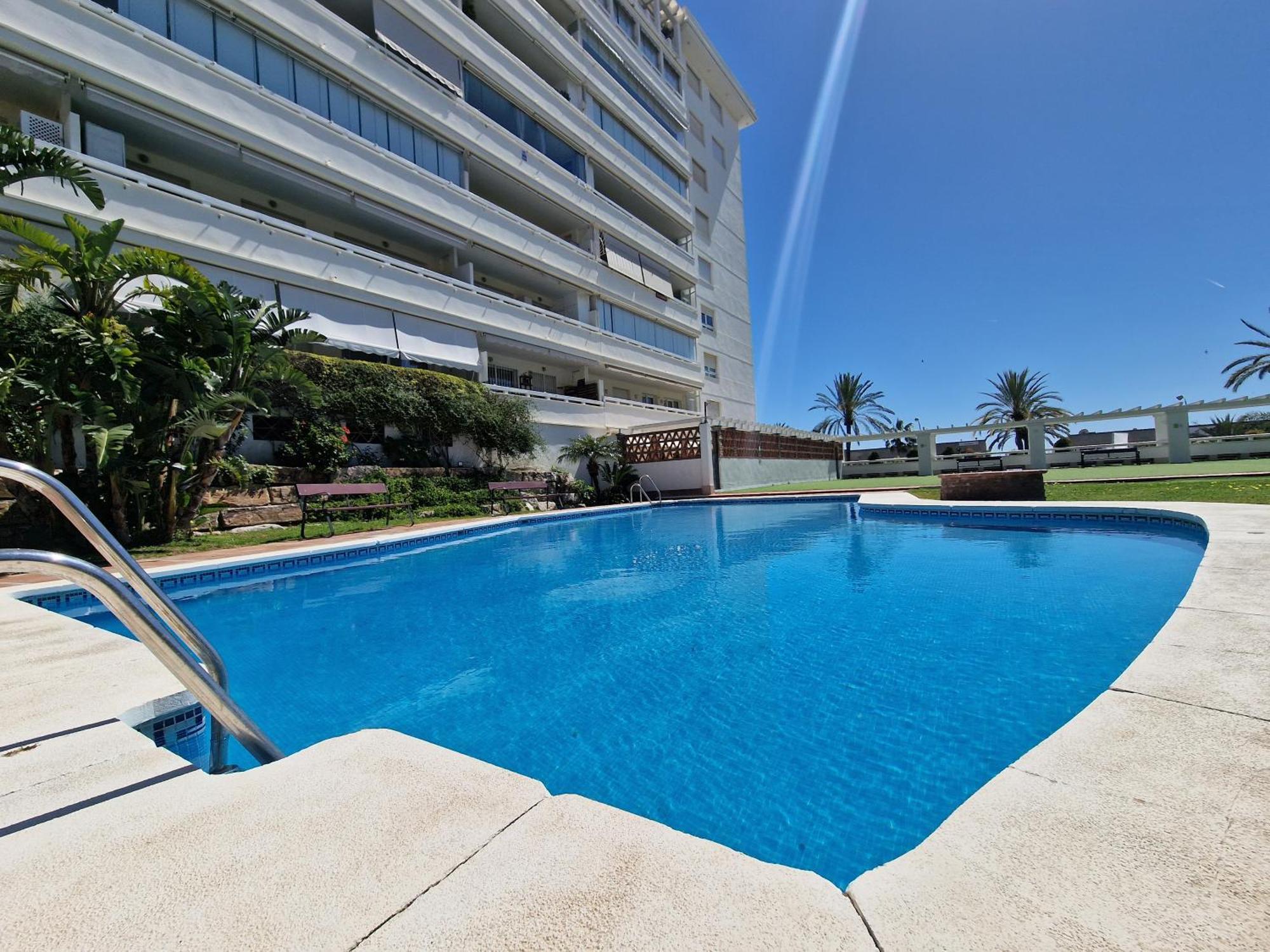 Apartamento Aa Guest - La Marina Sea Views Eco Marbella
